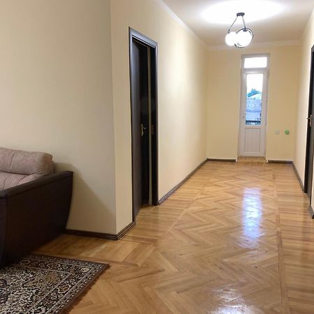 Mitane Hotel Sisian Eksteriør billede